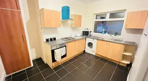 Pets - Parking - Patio - WiFi - Sleeps 4 - Image 3