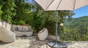 2 Bedroom Gorgeous Apartment In Carcheto Brustico - Image 3
