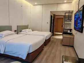 Longxiang Hotel - Image 3