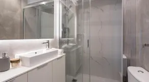 Fancy Apartment in the Heart of Athens - Image 2