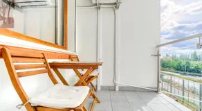 Top Oder Apartments- private parking - Image 4