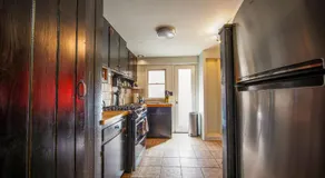 Serene mountain getaway, Hot Tub, Sauna, Lake View, Swim, Fish, Hiking, EV plugin - Image 4