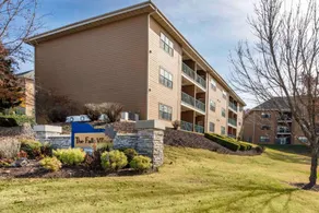 Hilton Vacation Club The Falls Village Branson - Image 3