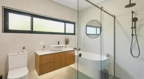 One Mile Creek Retreat - Image 2