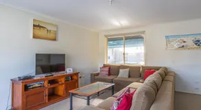 Peaceful Cul de sac - Image 2