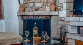 Tsampika's Traditional Stone Cottage in Siana - Image 2