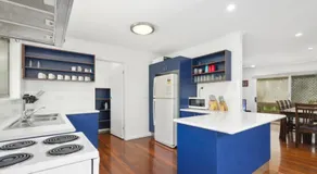 MAISON FAMILIALE AVEC PISCINE ET AIRCON - Image 5