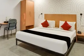 Capital O RPR263 Hotel Convivial Sky - Image 3
