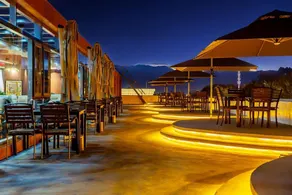 Lhasa Dalongcang Hotel (Potala Palace Sun Island) - Image 2