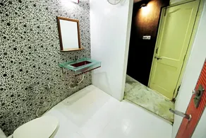 Hotel Kinza - Image 2