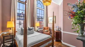 Leesburg Colonial Inn - Image 2
