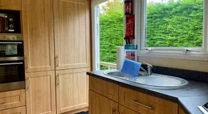 Severnside Boat and Caravan Park Gloucestershire - Caravan 1 - Image 5