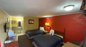 Deluxe inn - Image 3