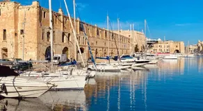 New & unique apartment - A 5 minutes ferry to capital city of Valletta - Image 3