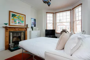 Veeve - Alwyn Avenue - Image 4
