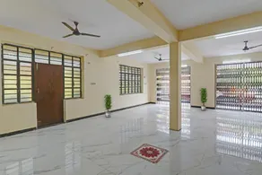 Hotel O by OYO Sunrise Inn - Image 4