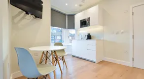 Golders Green Serviced Apartments by Concept Apartments - Image 3