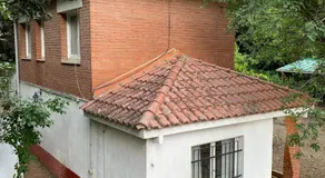 Forest House with Pool & Shared Garden - Image 3