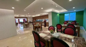 Clifton International Hotel - Image 5