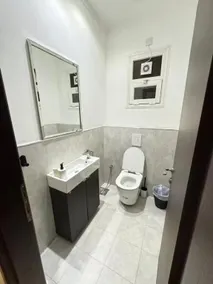 Cozy One-Bedroom Elegant Apartment in Salmiya 18 - Image 2