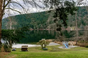 Green Acres Lakeside Resort - Image 4