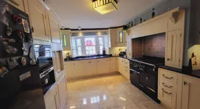 Riverview Georgian House - Image 2