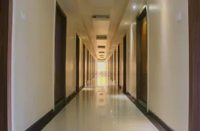 Solitaire Hotel & Resort - Image 4