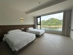 Wangye Villa Lakeview Light Luxury Vacation Homestay - Image 5