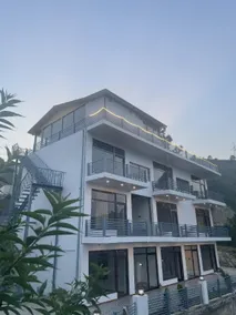 Surya Lake View Retreat - Image 4