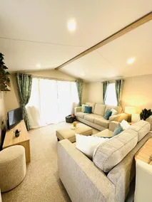Beach Grove - Image 2