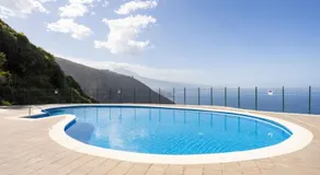 EDEN RENTALS Window To The Sea - Image 3