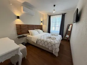 Moi Cunda - Image 2