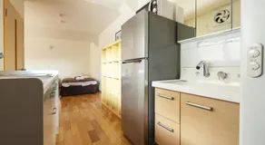 Corner House - Image 4