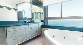 Luxury Penthouses with Jacuzzi for 8 people on the beach by Almog Beach Haifa Apartments - Image 3