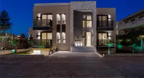 Karteris Luxury Suites - Image 2