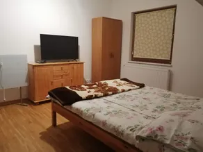 Holiday Home in Kretowiny near Lake - Image 3