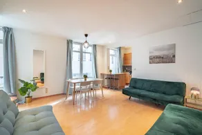 Lively City Getaway for 10 Near Meir - Image 2