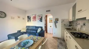 NefHouse 83 - Image 2