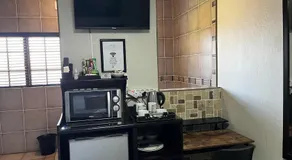 Klyne Jiweel Guesthouse - Image 5