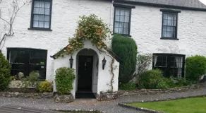 Townstal Farmhouse - Image 5