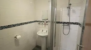Abbey Guest House - Image 4