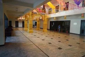 Hotel Shree Dwarkesh Suites & Family Rooms Near Khatu Shyam Temple - Image 5