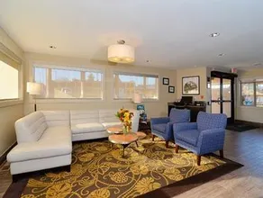 Rodeway Inn Portland Airport - Image 5