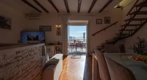 Seafront Escape - Image 3