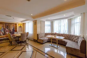 Holiday Inn Guilin Windsor (Lingui Wanda Plaza Liangjiang Airport) - Image 4