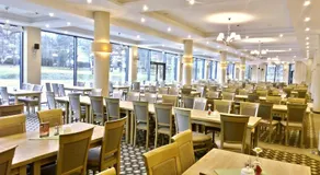 Hotel Nowy Zdrój - Centrum Zdrowia i Wypoczynku - Image 2