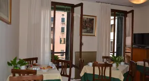 Hotel Canada - Image 3