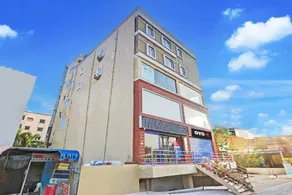 Super Hotel O RB @ KOMPALLY - Image 5