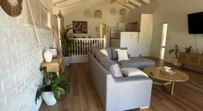Blue Holes Bungalow - Image 4