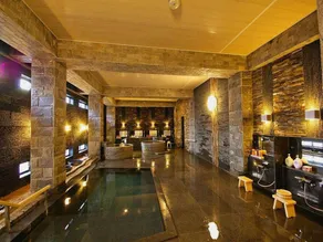 Awara Grand Hotel - Image 3